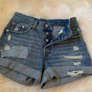 Levi shorts